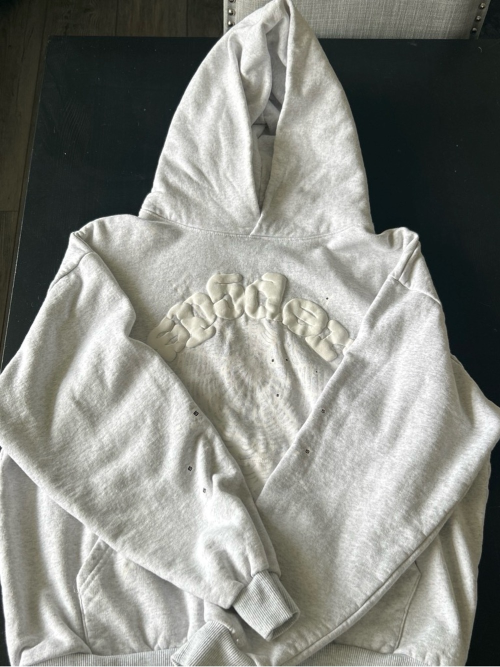 Men's Light Gray Hooded Pullover Sweatshirt with Embossed Chest Detail